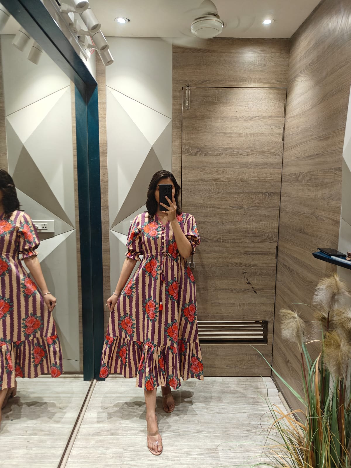 Smart adjustable floral dress in purple