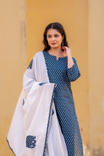 Cotton appliqué suit set in blue