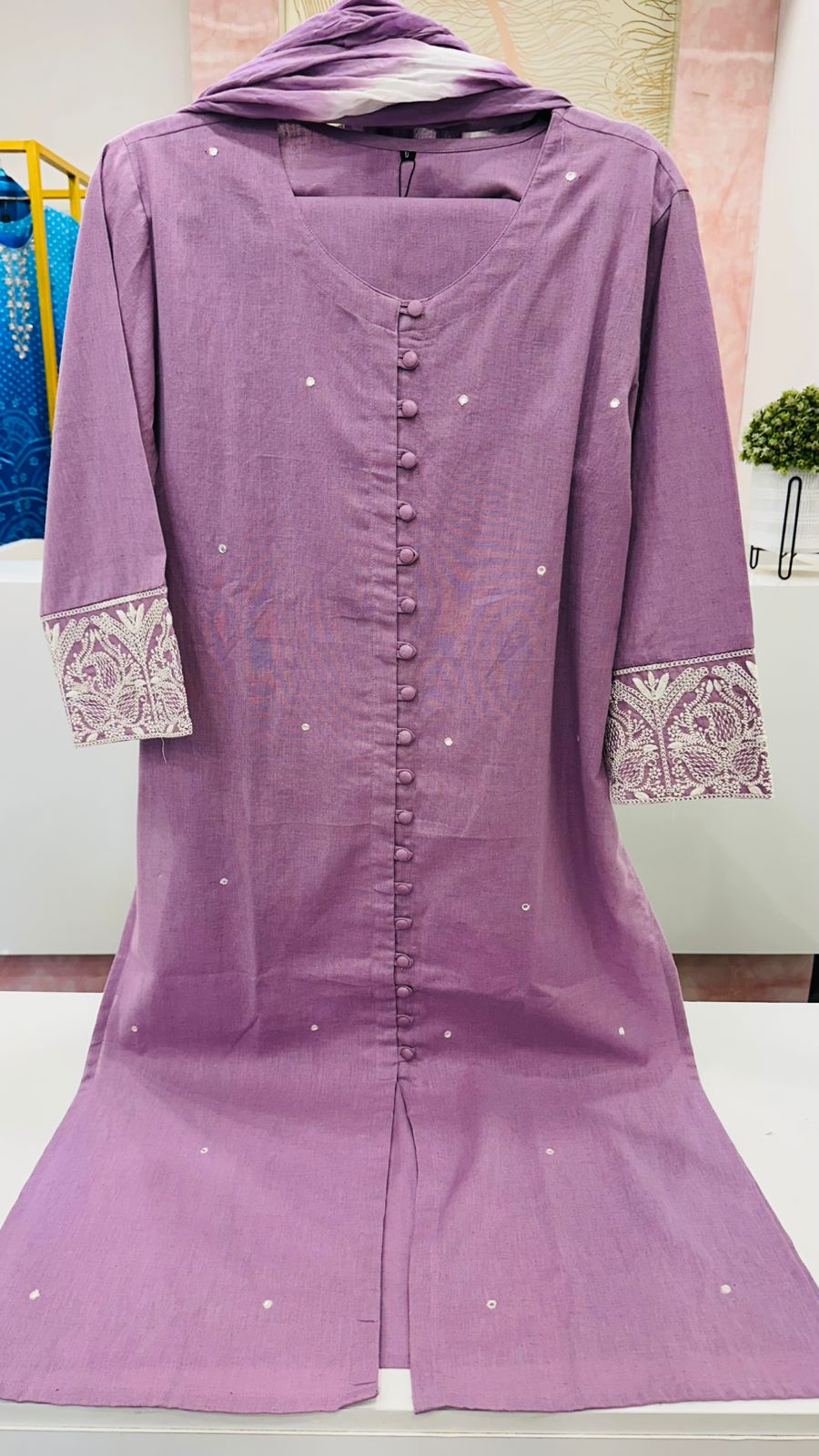 Beautiful thread embroidery on sleeves pretty suit in purple