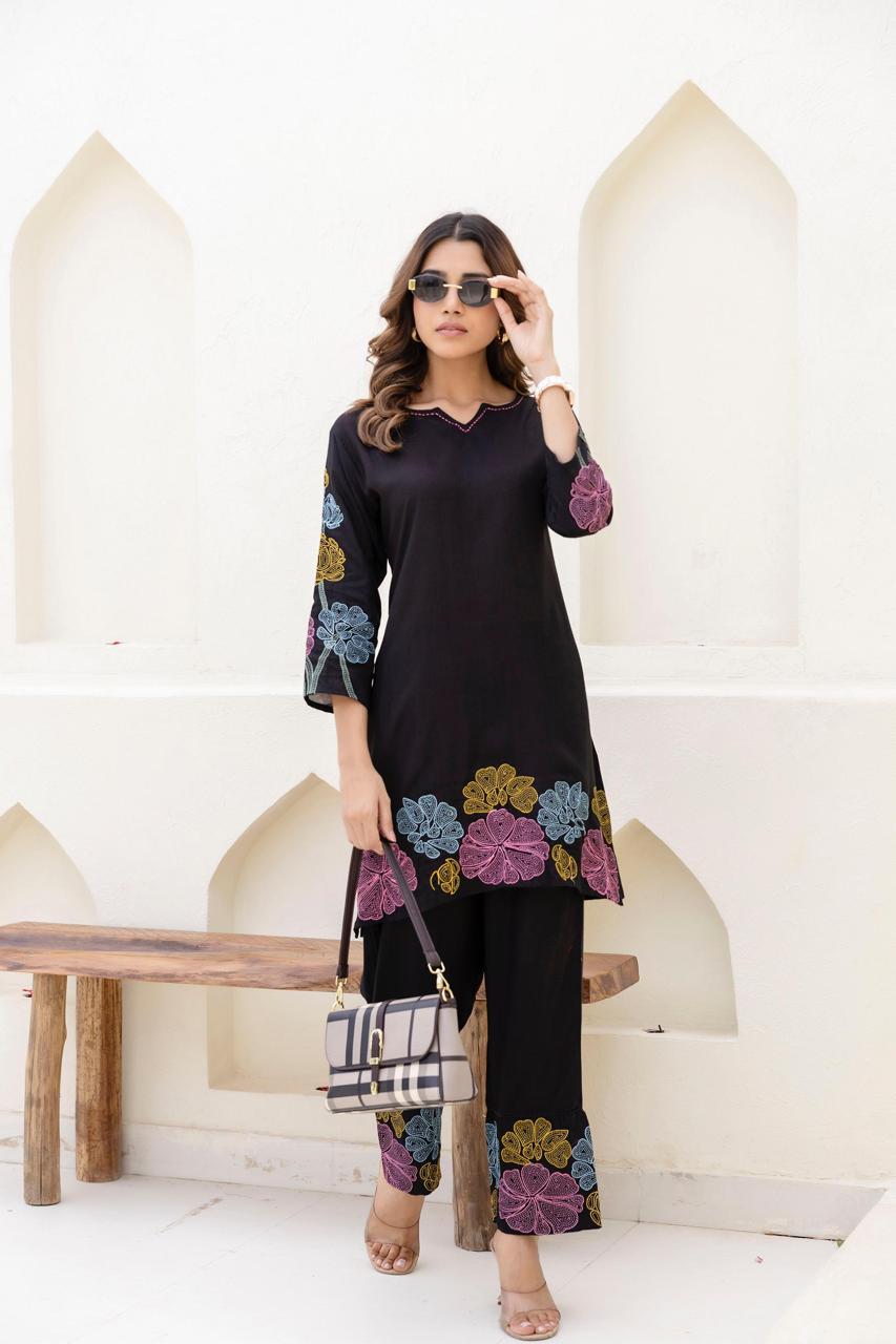 Smart embroidered cotton slub co ord