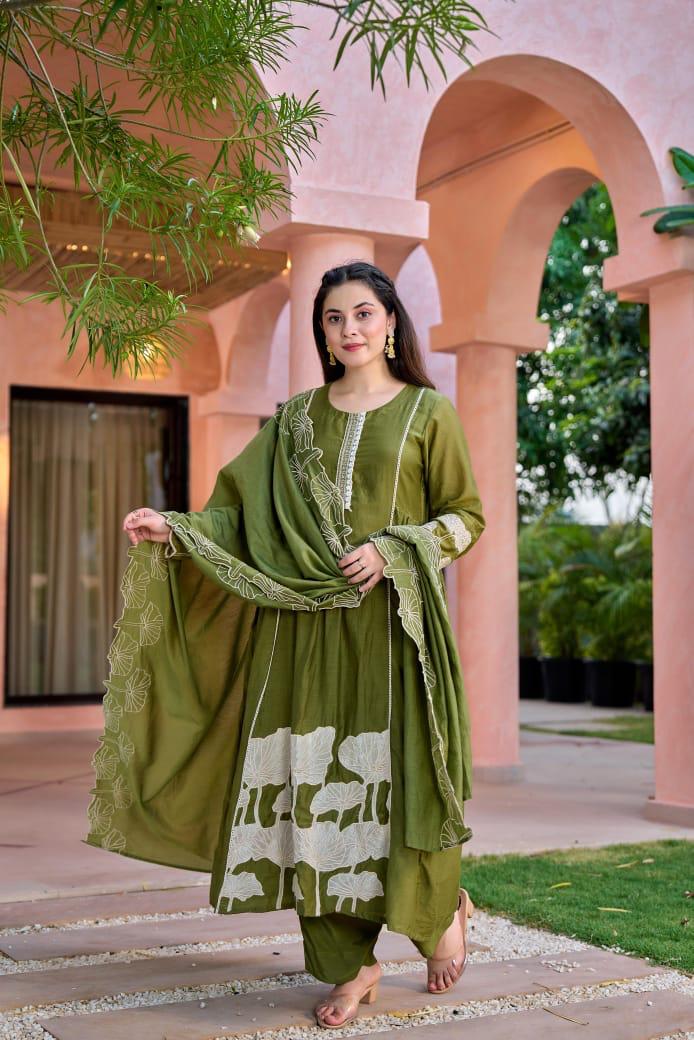 Beautiful appliqué work Mul Chanderi suit in green
