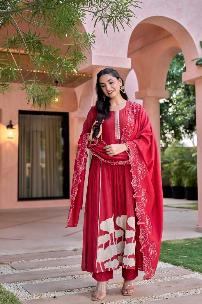 Beautiful appliqué work Mul Chanderi suit
