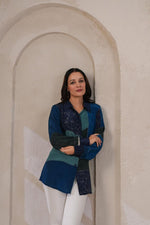 Blue crepe digitally printed short top