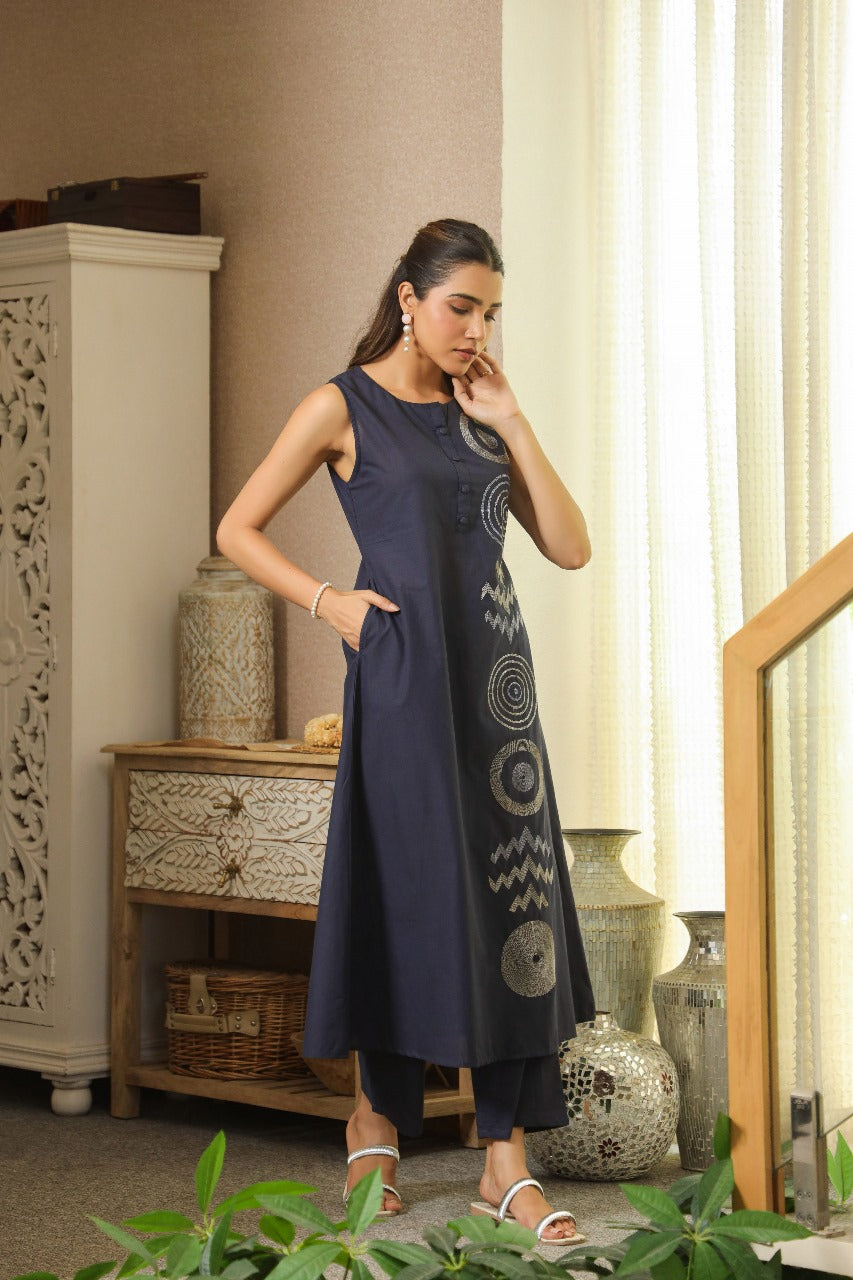 Embroidered extra sleeves available co ord set