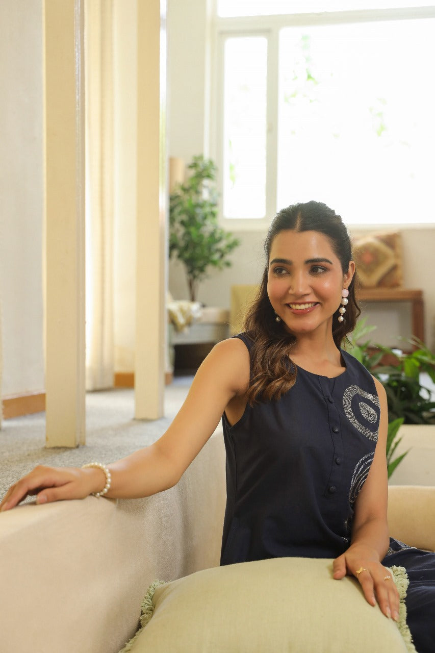 Embroidered extra sleeves available co ord set