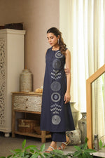 Embroidered extra sleeves available co ord set