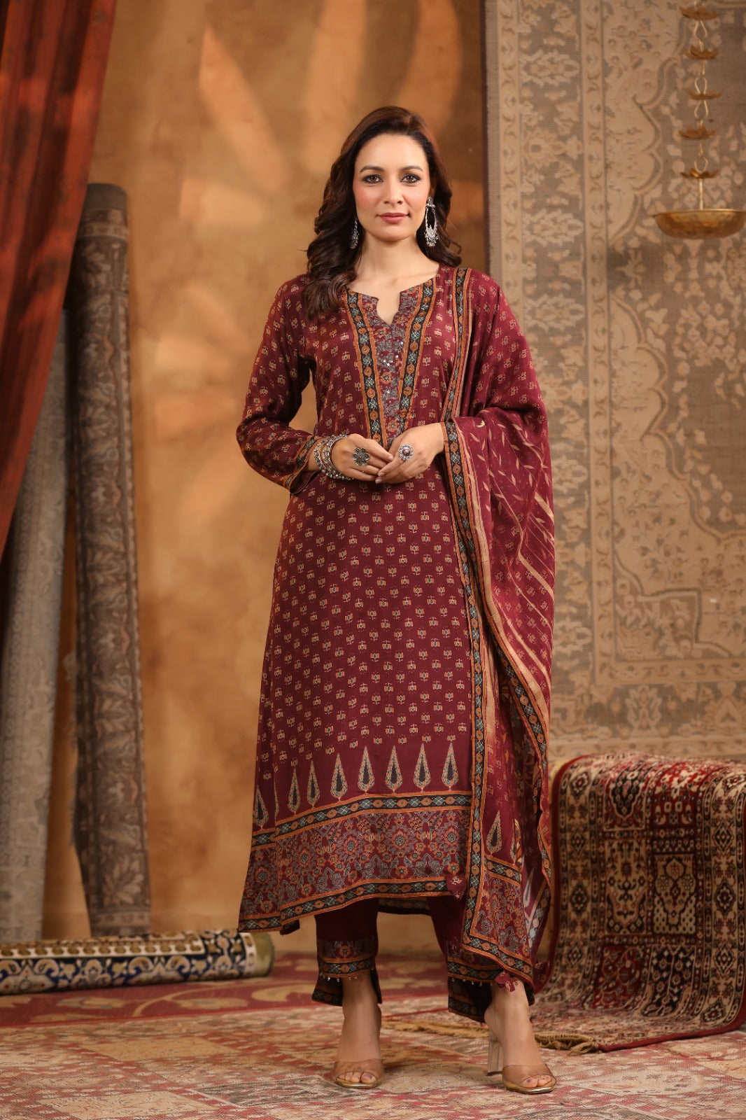 Smart designer pure Mul silk with lining full suit