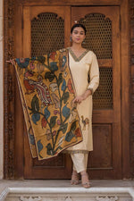 Beautiful cotton suit set paired with Kalamkari dupatta