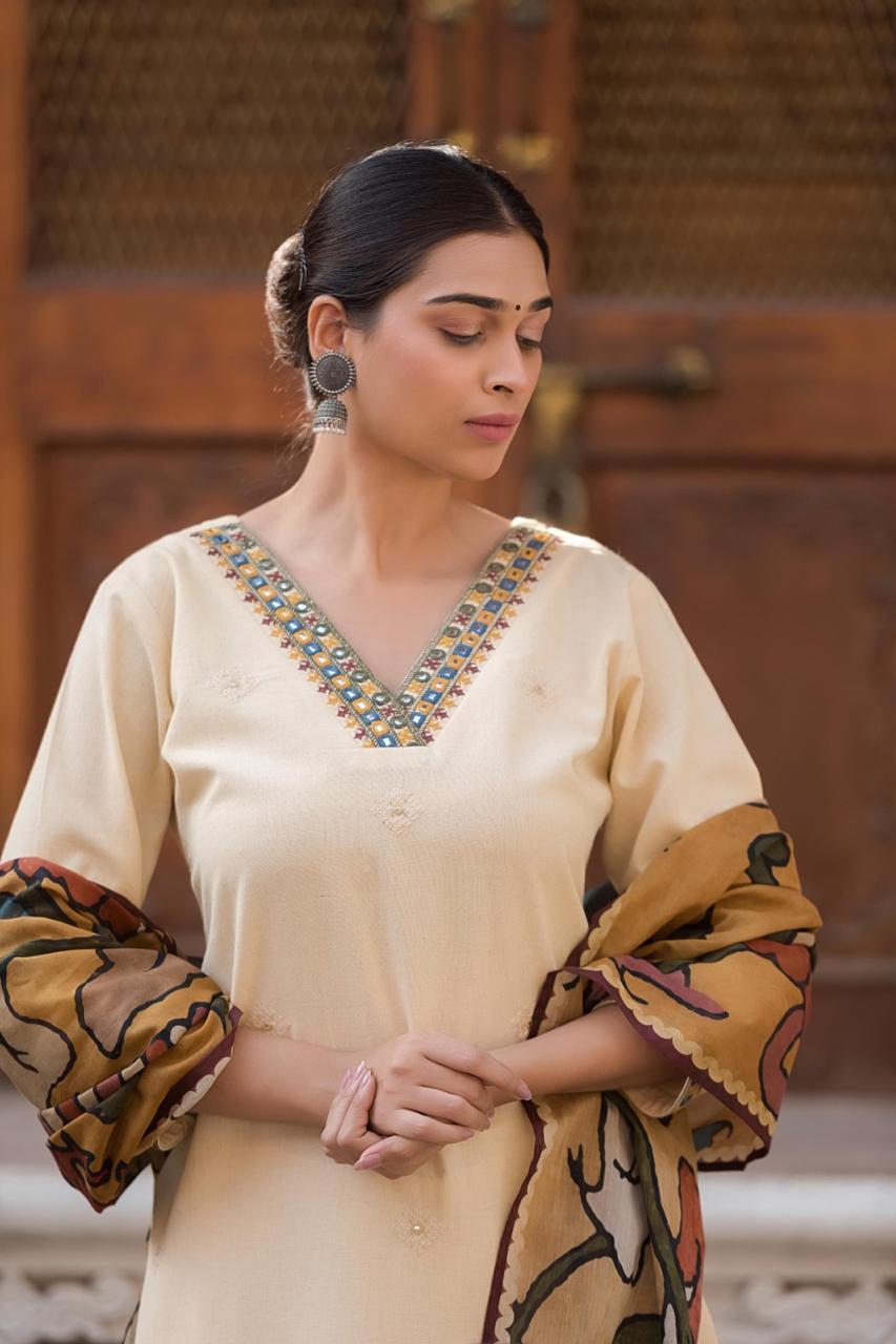 Beautiful cotton suit set paired with Kalamkari dupatta