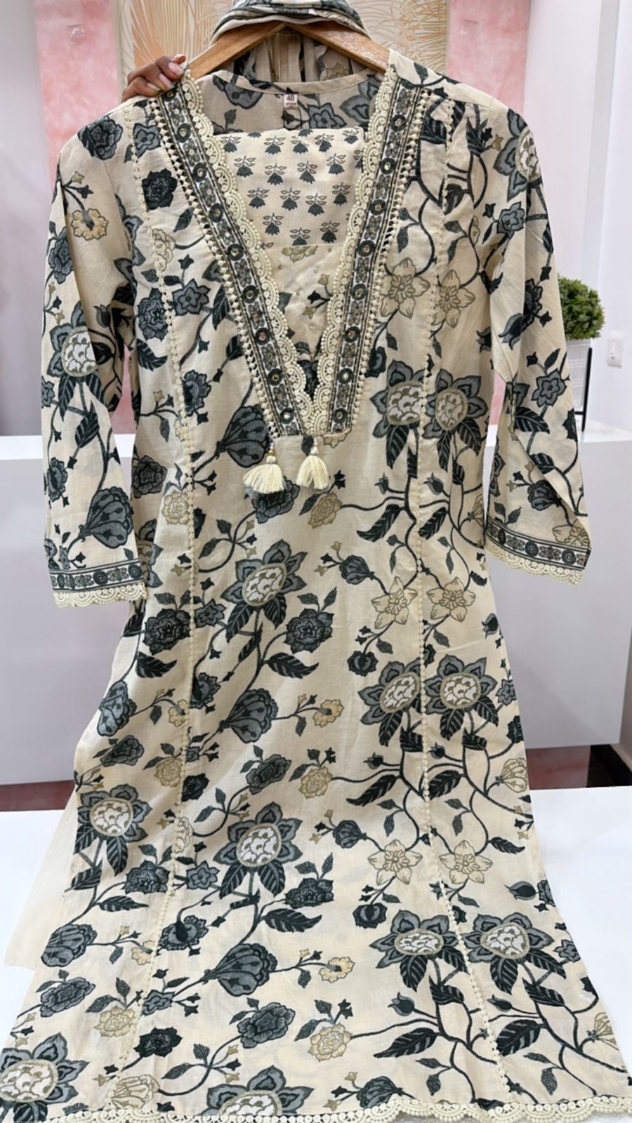 Pure cotton V neck suit set