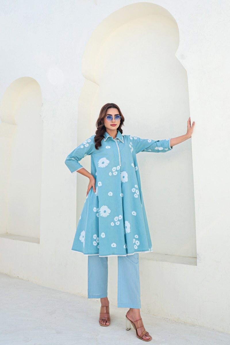 Beautiful color cotton kurta pant in blue