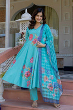 Beautiful beautiful cotton suit set paired with brush painted dupatta