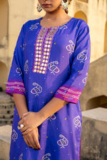 Pure mul silk with beautiful yoke in bandhani