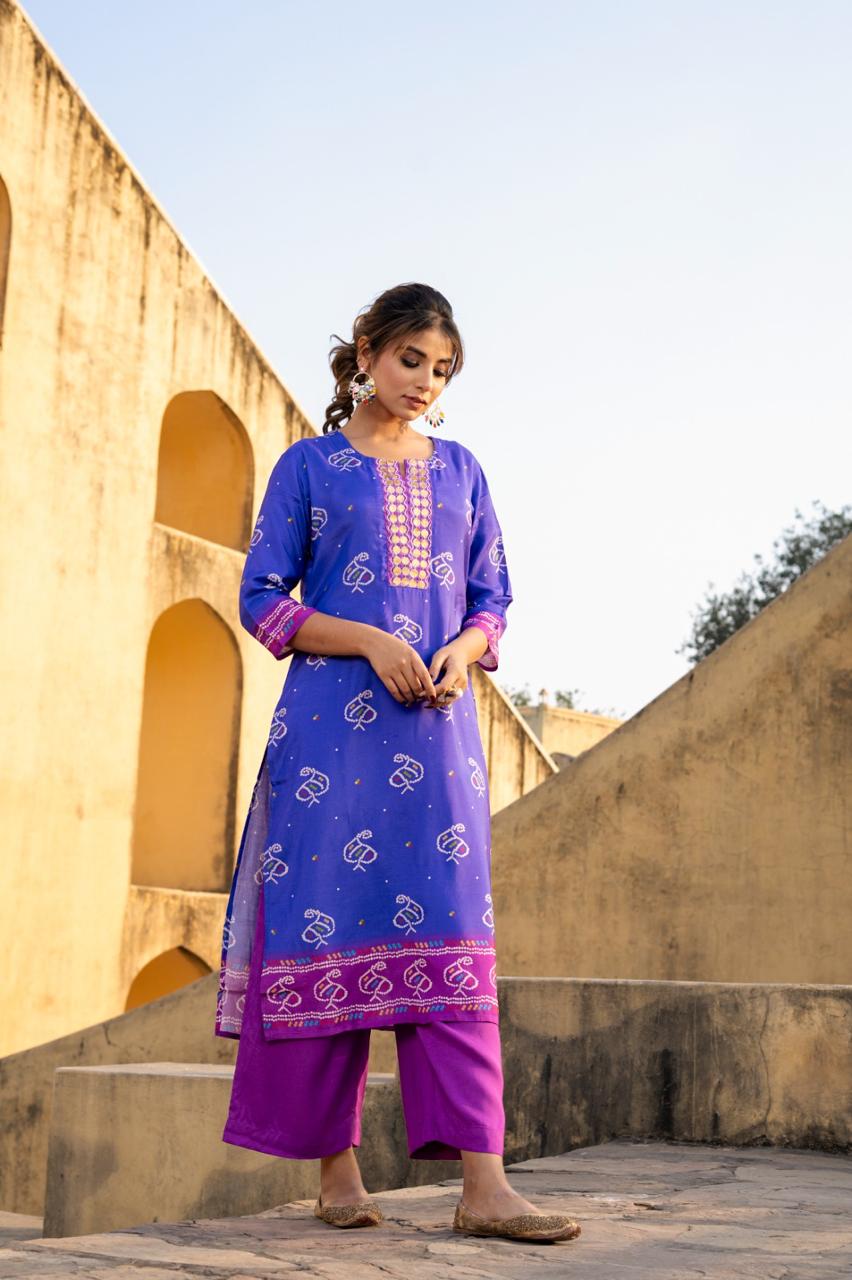 Pure mul silk with beautiful yoke in bandhani