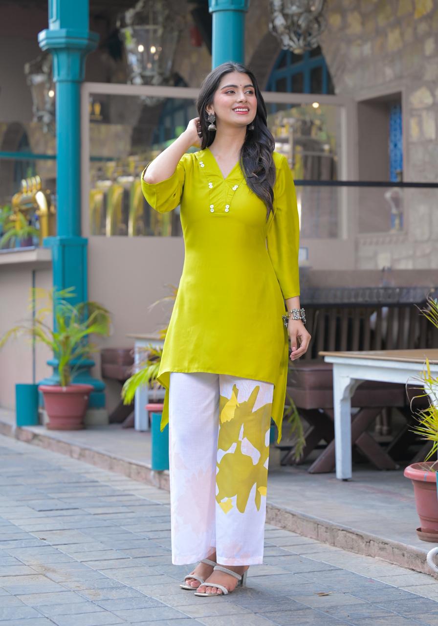 Pretty muslin top n palazzo in green