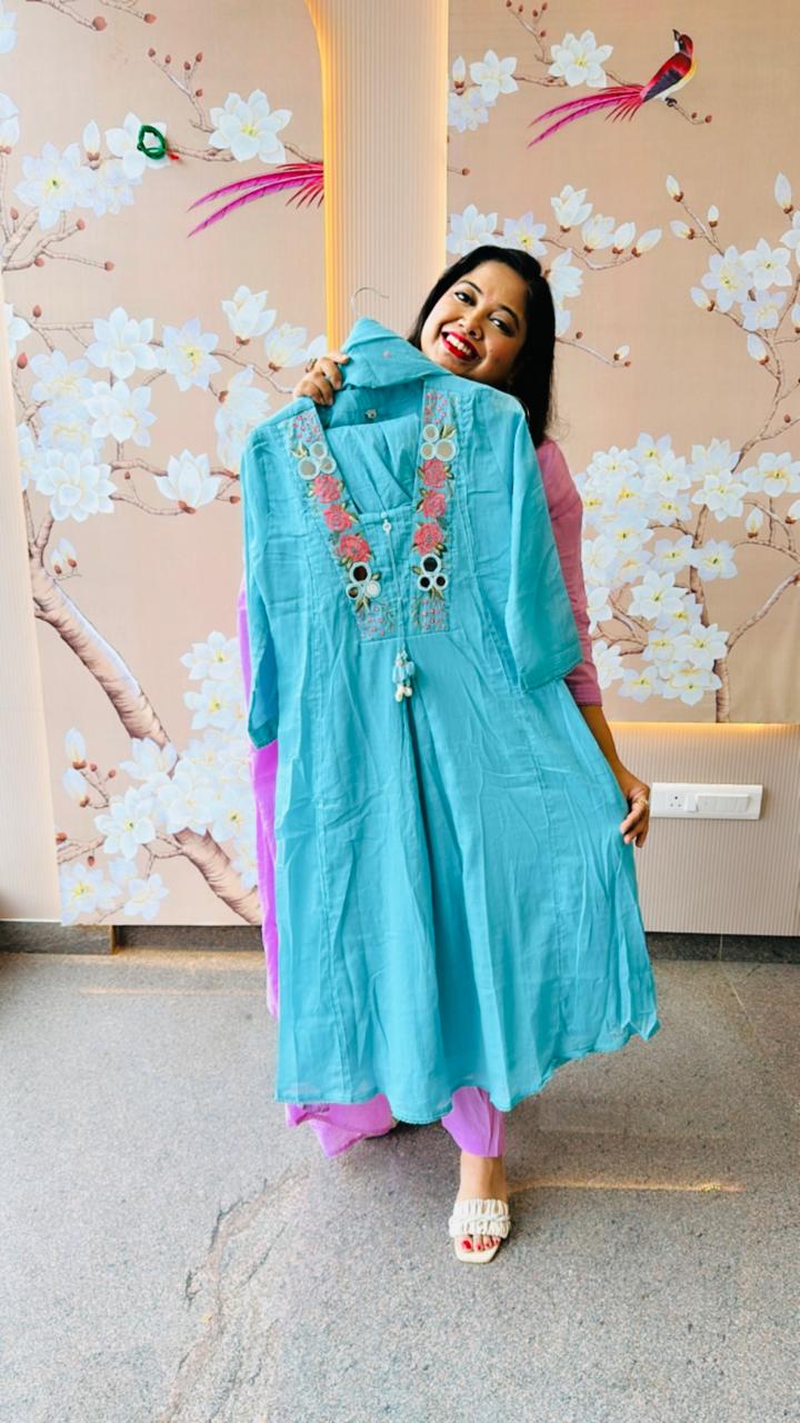 Pure Mul cotton real mirror with pearl detailing suit set with lining (true to size) in blue