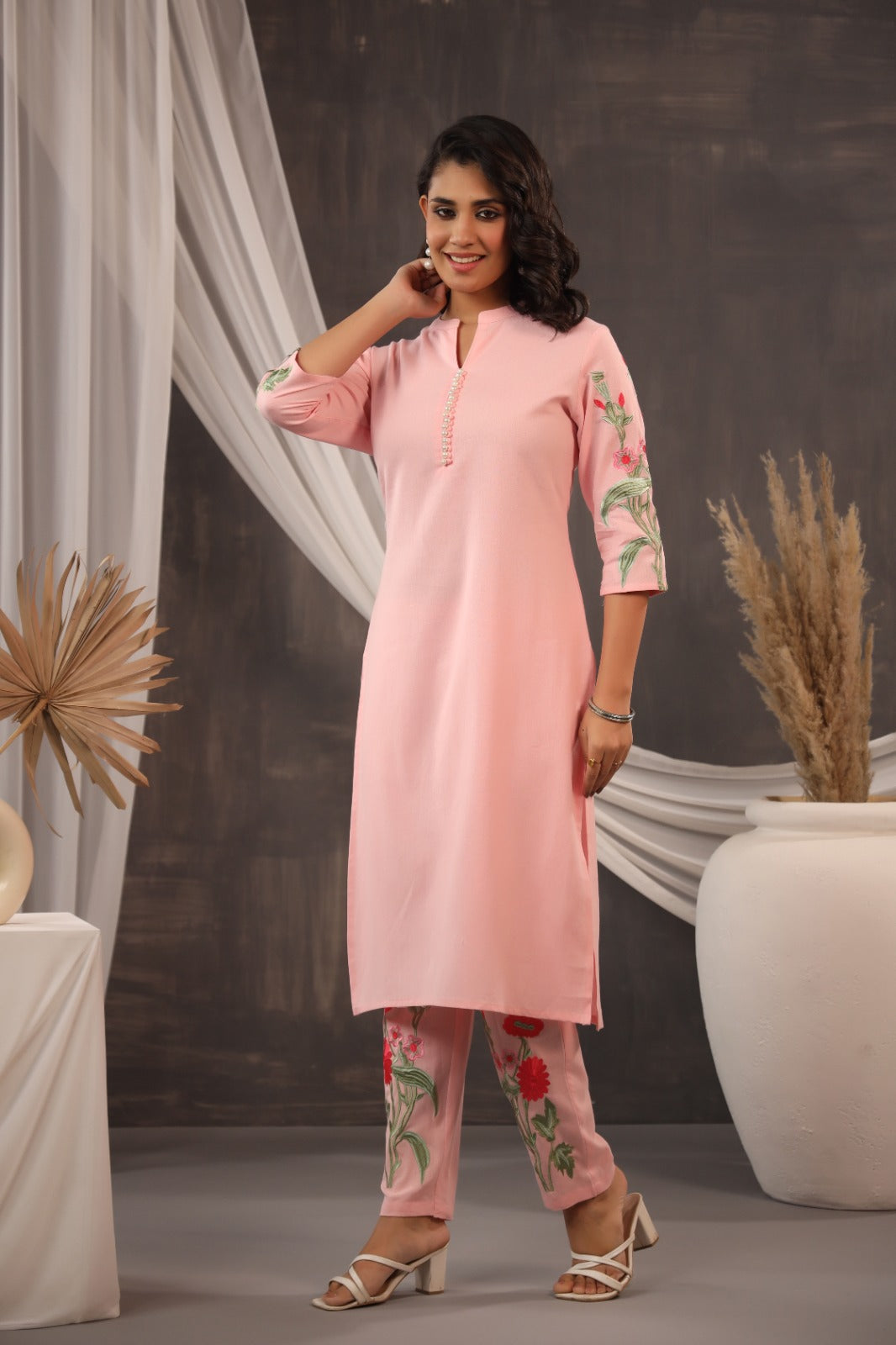 Fully embroidered kurta pant in pink