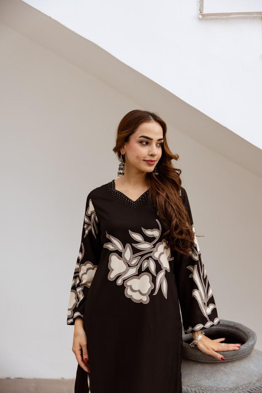 Wow wow black colour stylish heavy rayon kurta pant