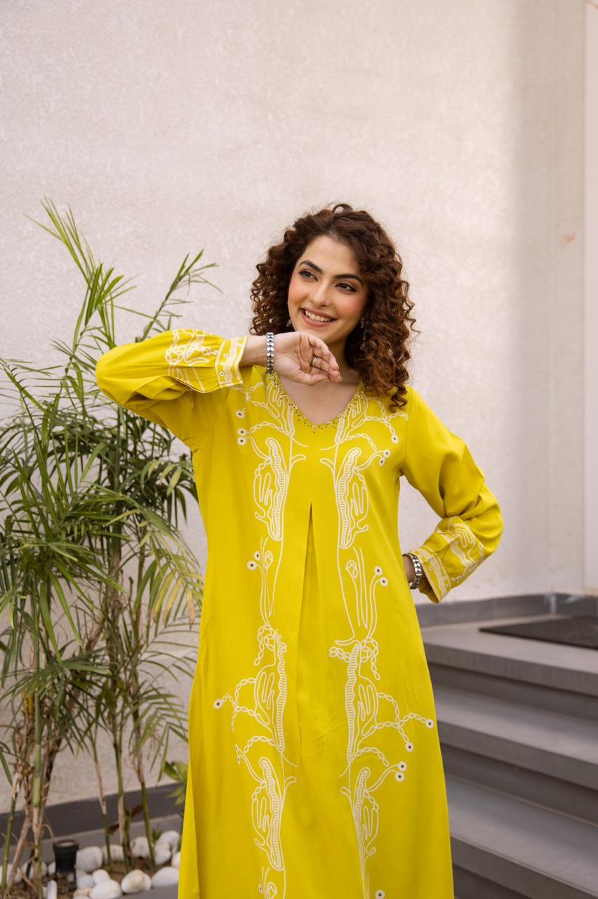 Smart smart heavy rayon kurta pant in yellow