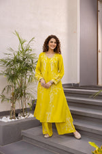 Smart smart heavy rayon kurta pant in yellow