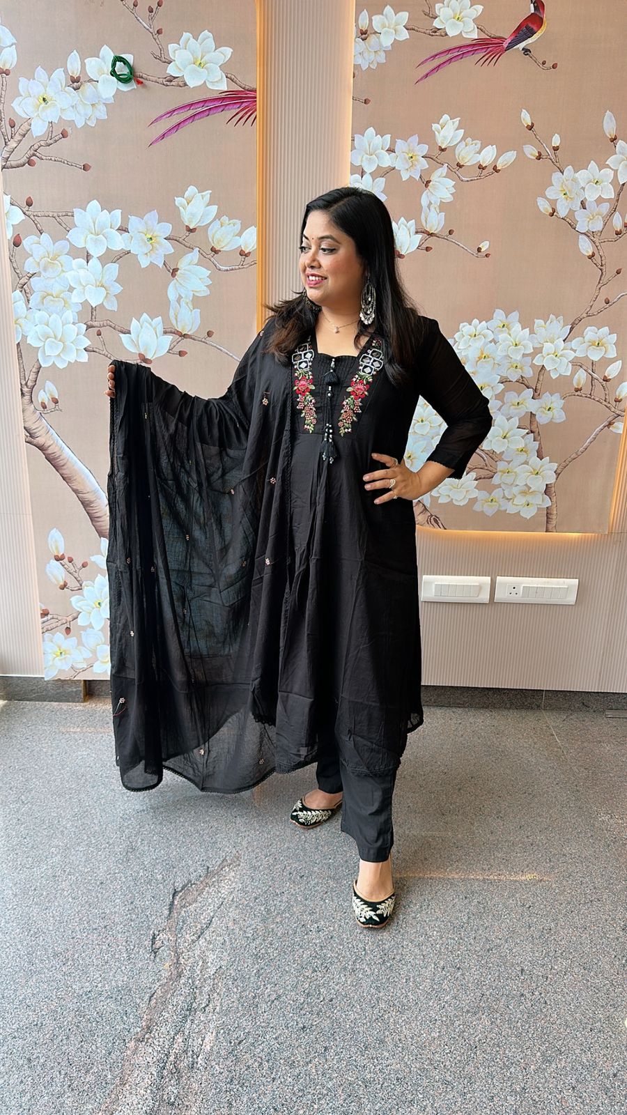 Black mirror Mul cotton embroidered lining full suit set