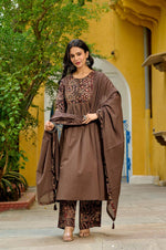 Wow Kalamkari cotton full suit set in brown