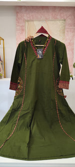 Smart cotton designer pocket suit set in pretty green