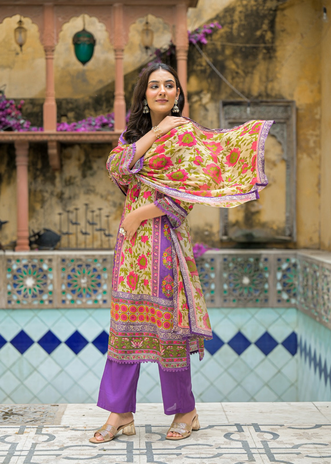 Beautiful floral pure crepe lining suit set