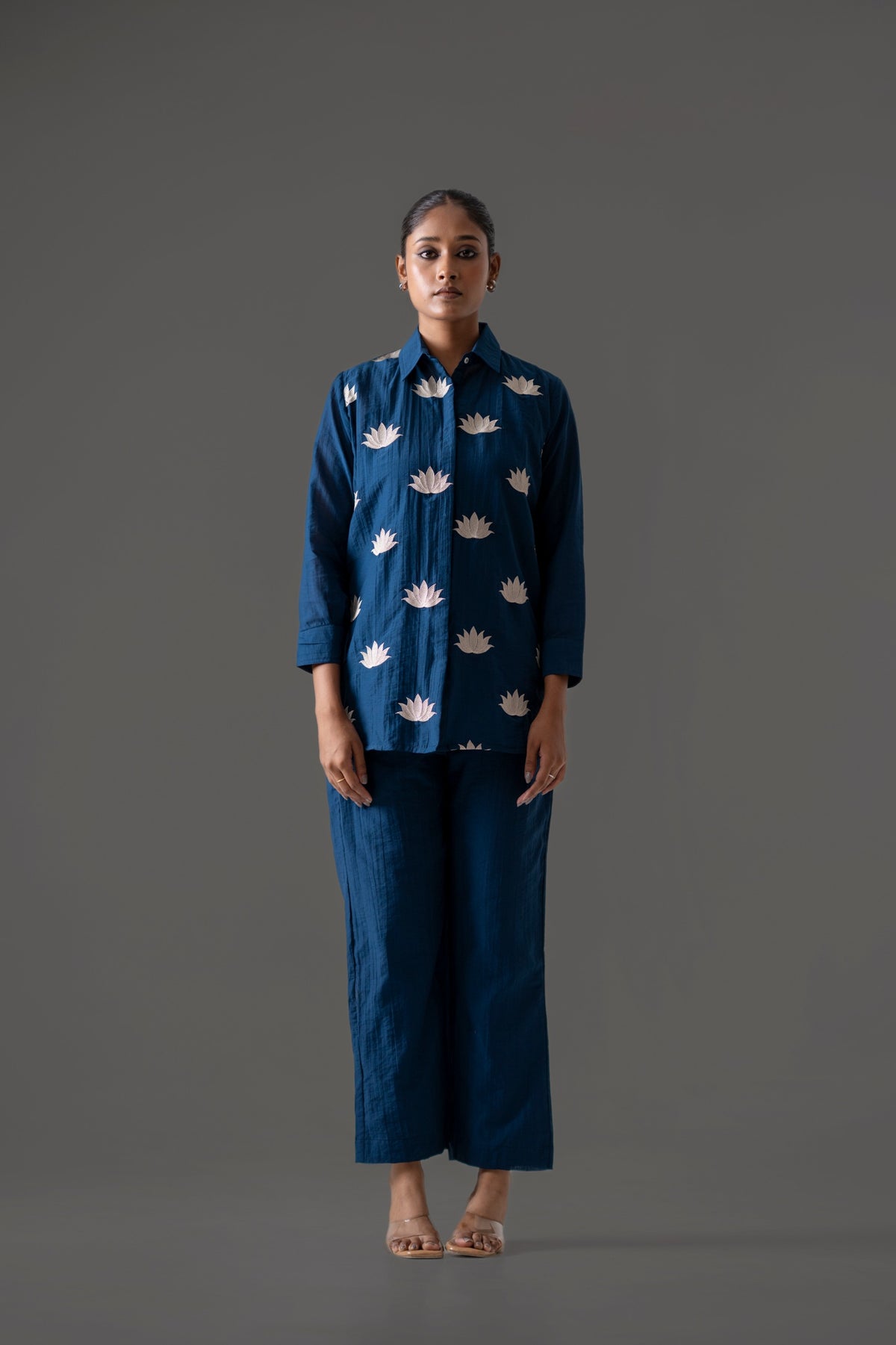 Pretty embroidered Mul Chanderi suit set in blue