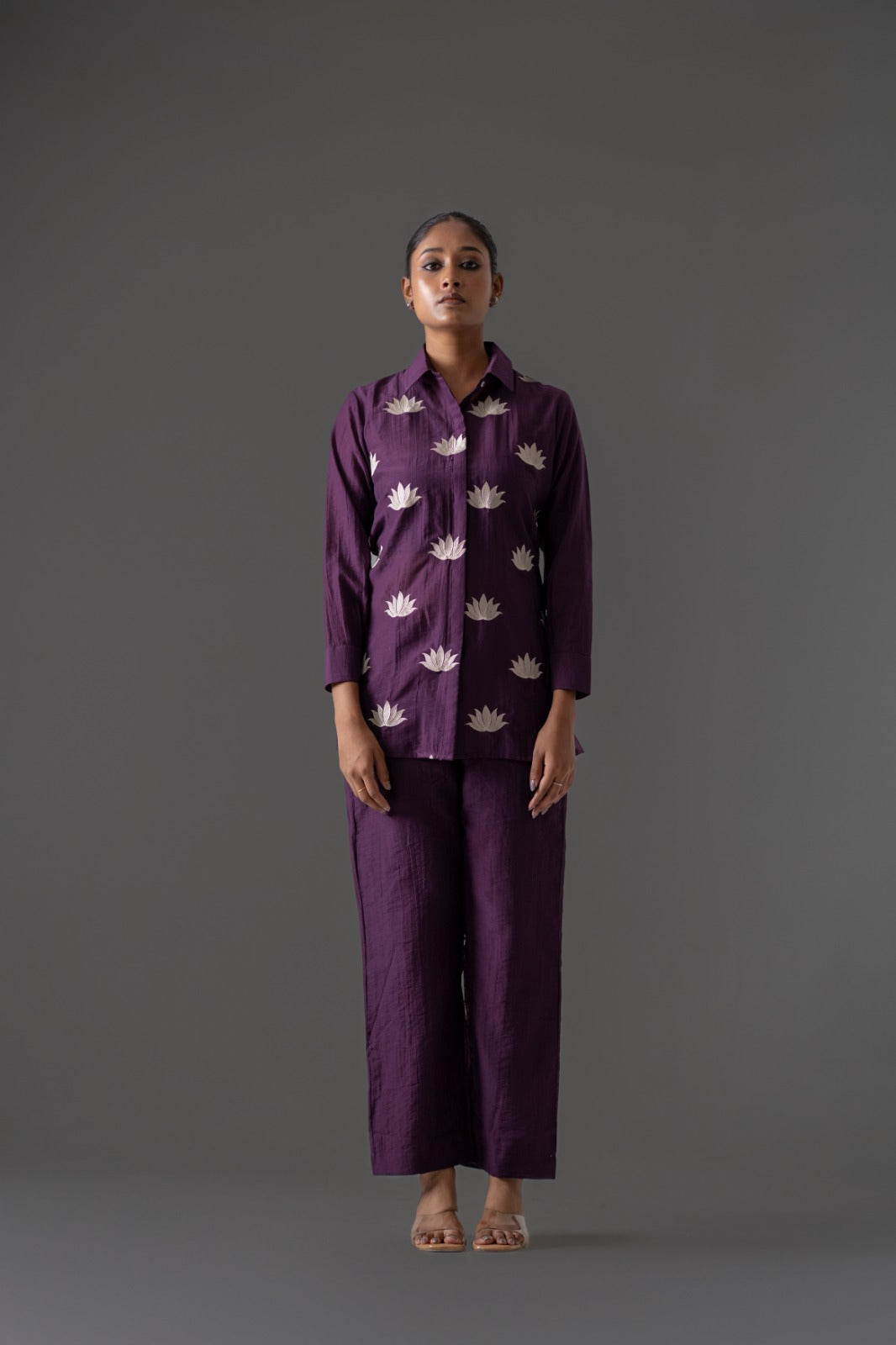 Pretty embroidered Mul Chanderi suit set in wine