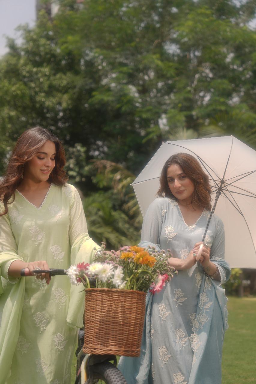 Mul Chanderi embroidered suit in mint green