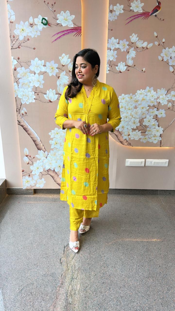 Polka dot pure Mul silk kurta pant in yellow