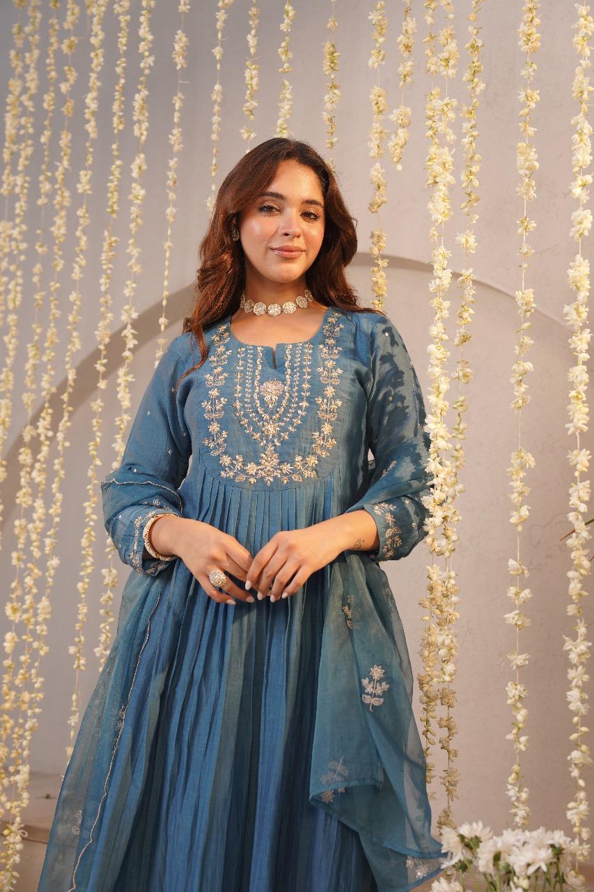 Perfect! Pure Mul Chanderi suit set with organza dupatta