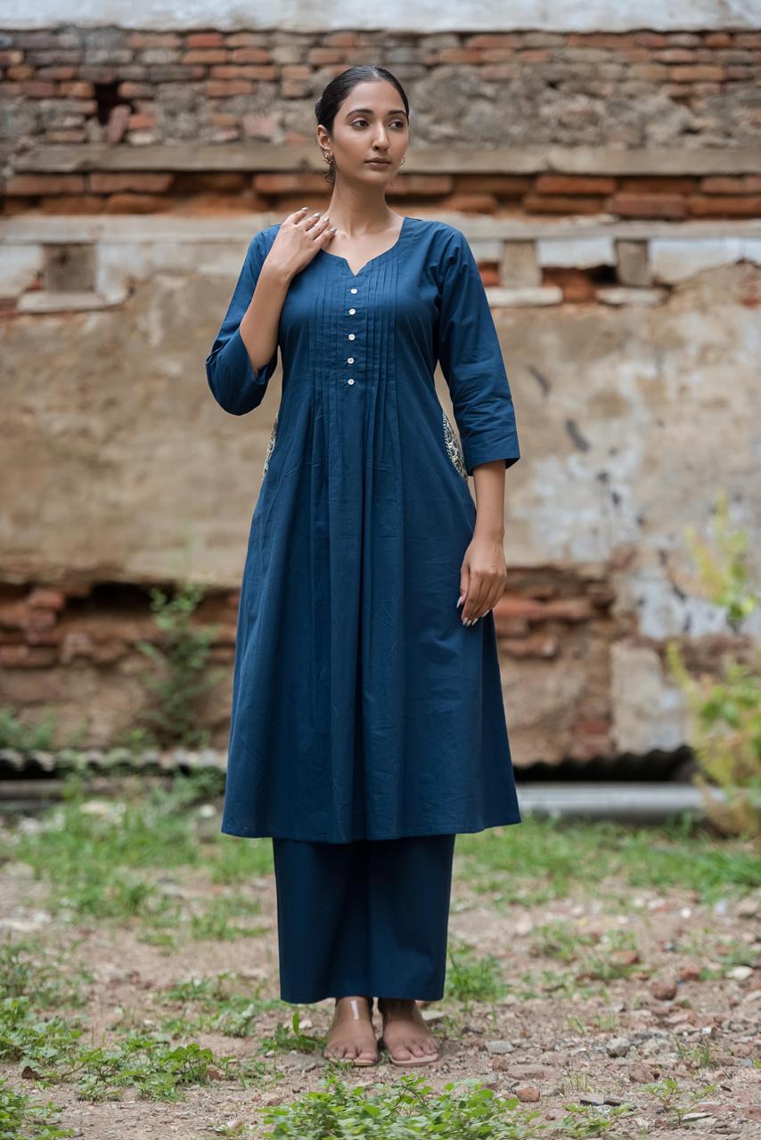 Smart designer pocket and back blue co ord set