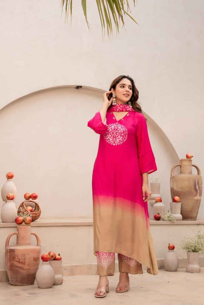 Pretty bandhani ombré effect Mul silk suit set in pink