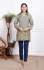 Pretty silk pichawai top