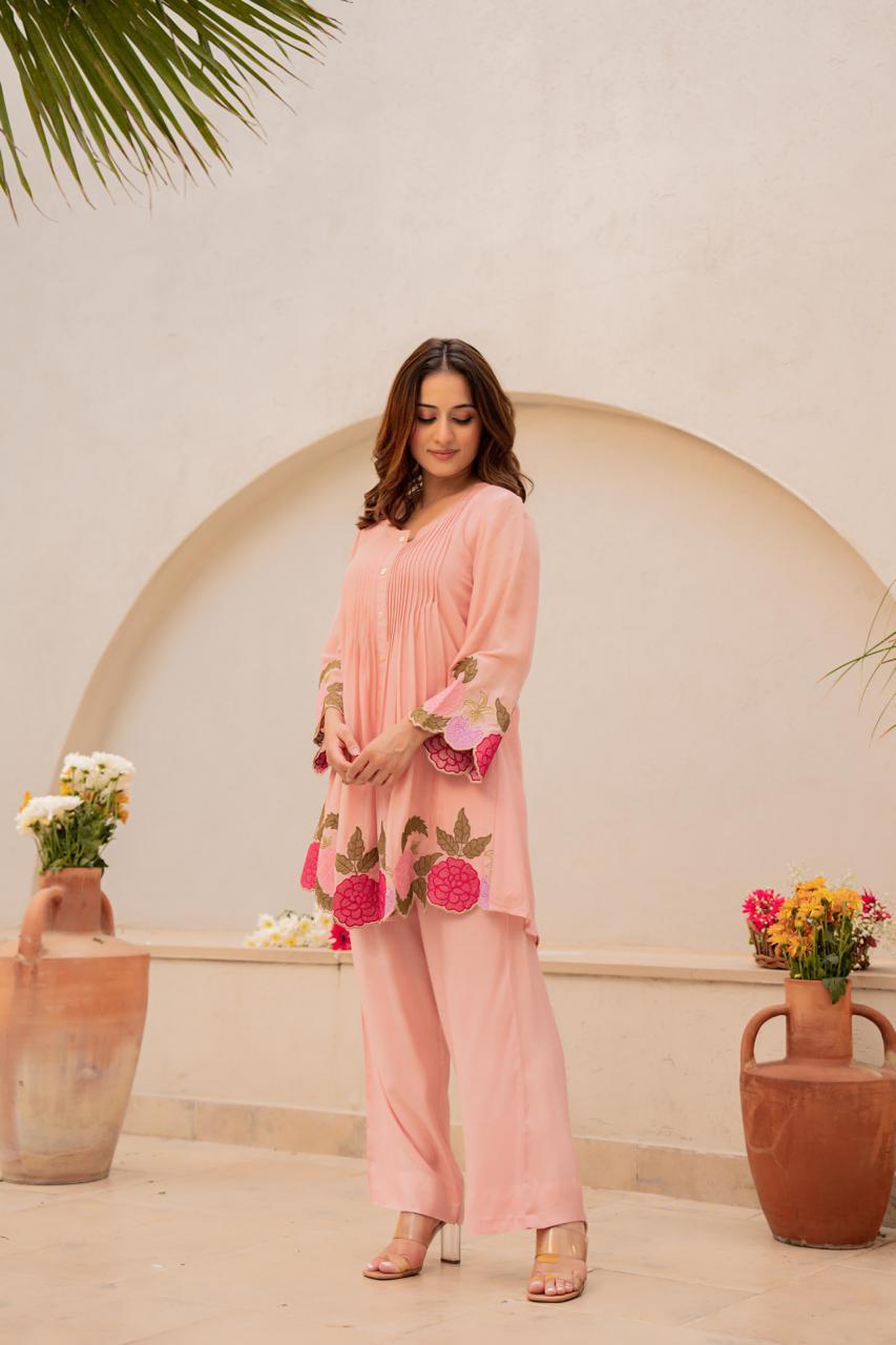 Mul Chanderi appliqué work pink co ord set