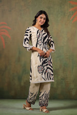 Smart pure crepe co ord in black n white