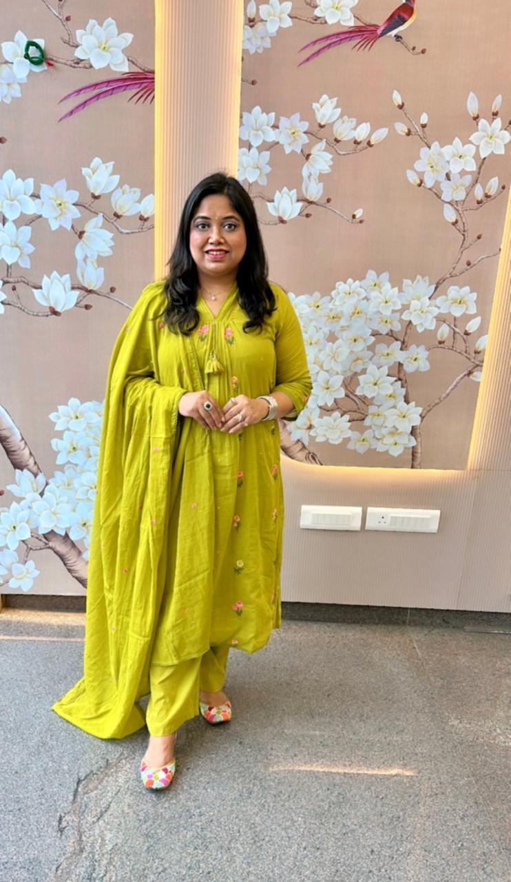 Pretty Mul cotton embroidered lining full suit set in green