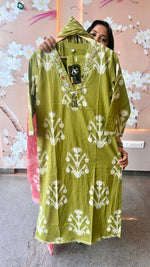 Smart cotton V neck real mirror full suit set in green