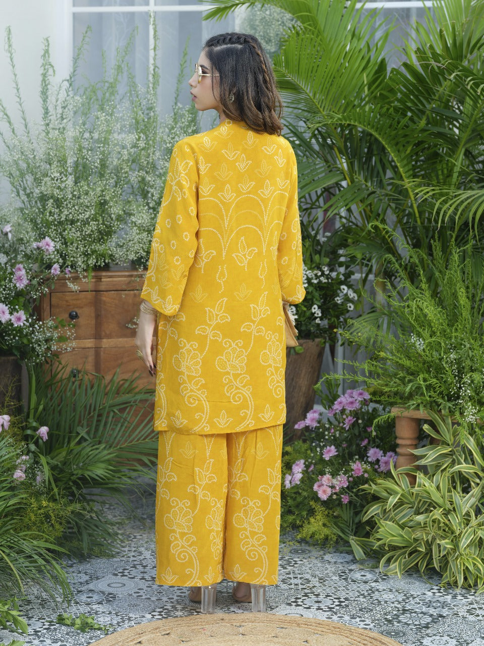 Wow stylish premium pure crepe co ord set in yellow