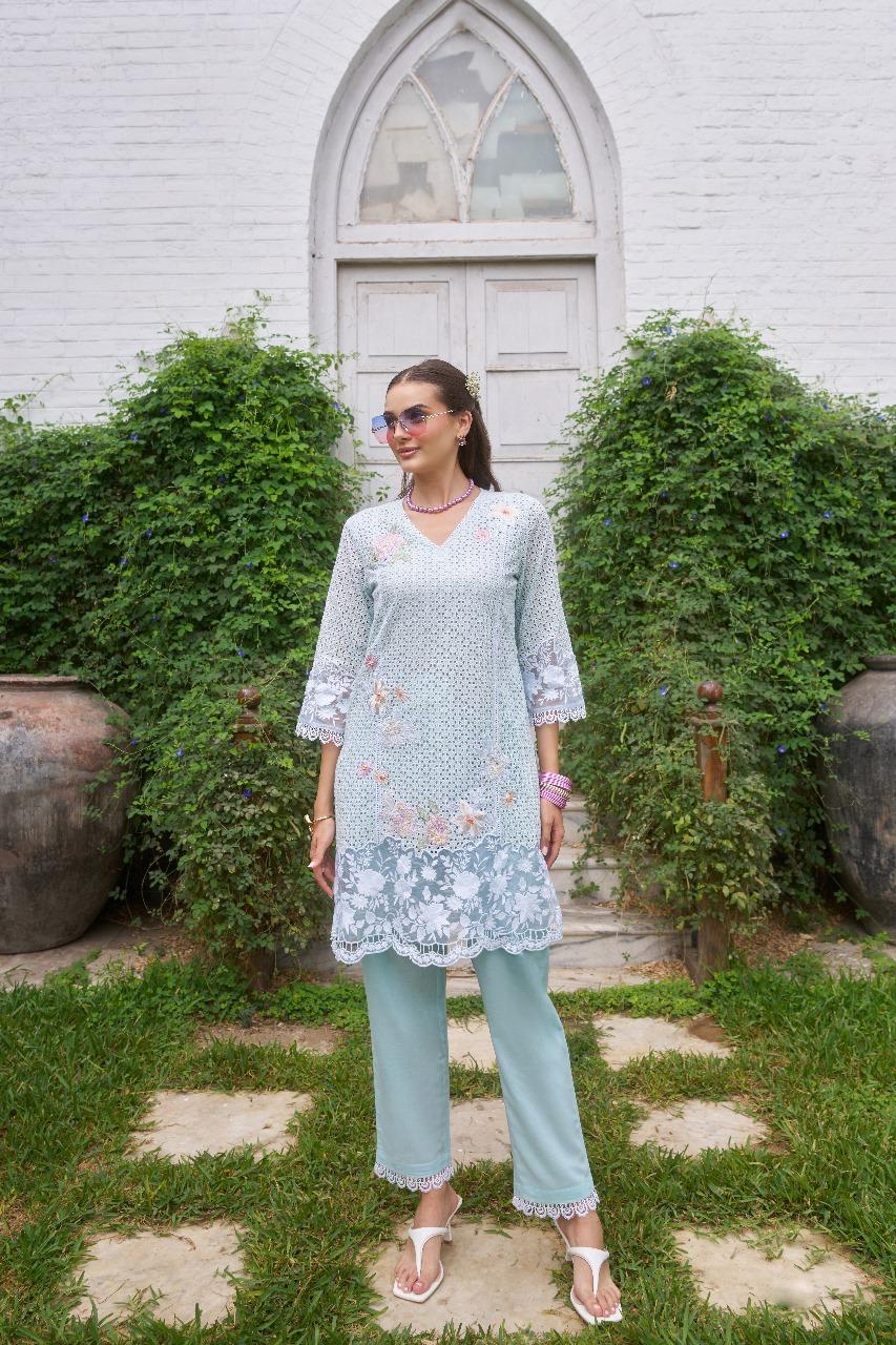 Smart appliqué Shifli co ord set in blue