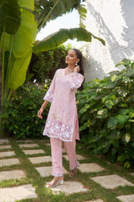 Smart appliqué Shifli co ord set in pink