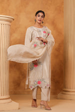 Pretty shimmer tissue appliqué suit set