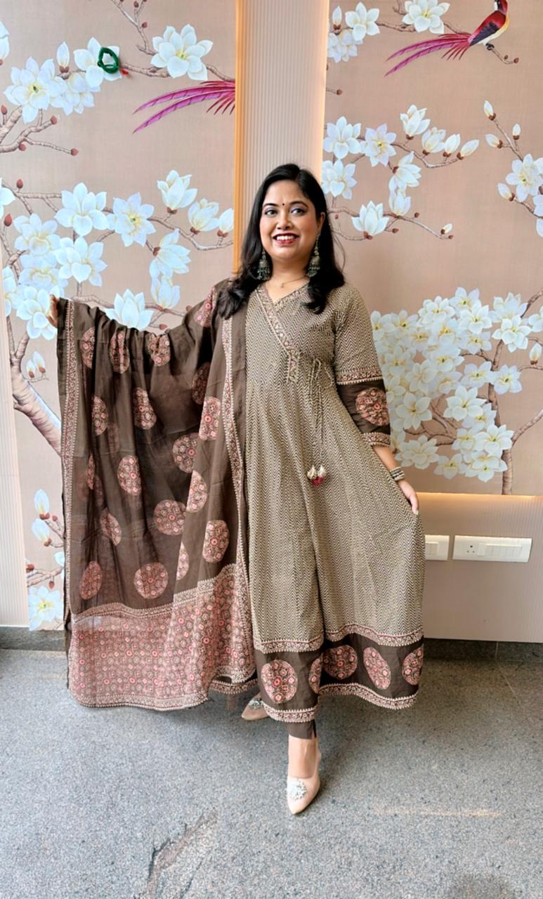 Wow Angrakha cotton full suit set