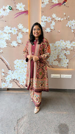 Super smart sleeveless cotton kurta paired with palazzo and a jacket ! Premium article