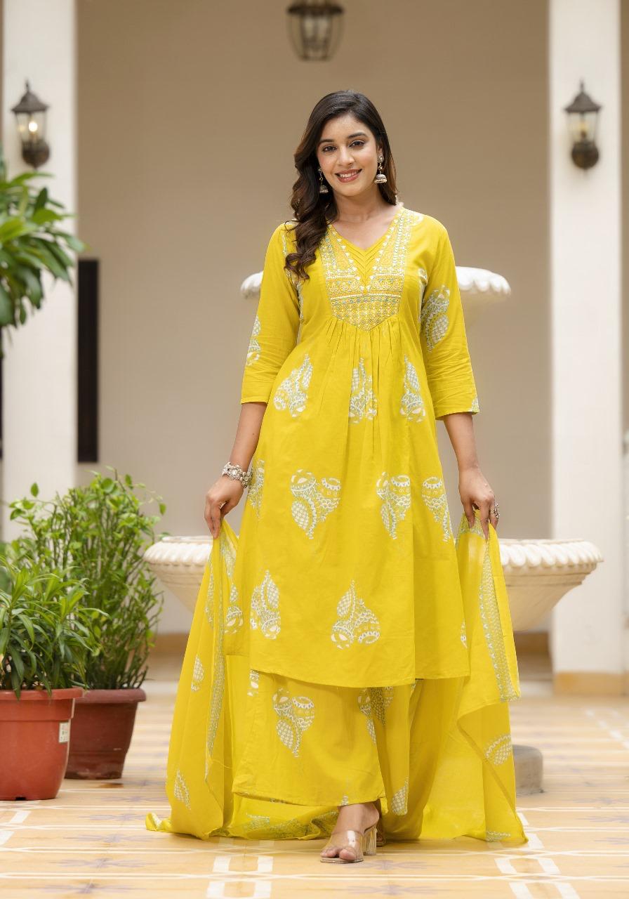 Designer pocket pure cotton suit set in yellow