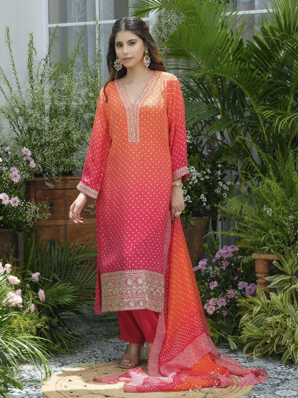 Pure crepe Zari detailing lining suit set. Very premium fabric quality