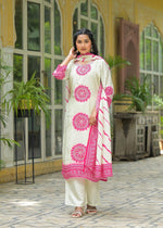 Pure crepe lining suit set in pink bandhani.Very premium fabric quality