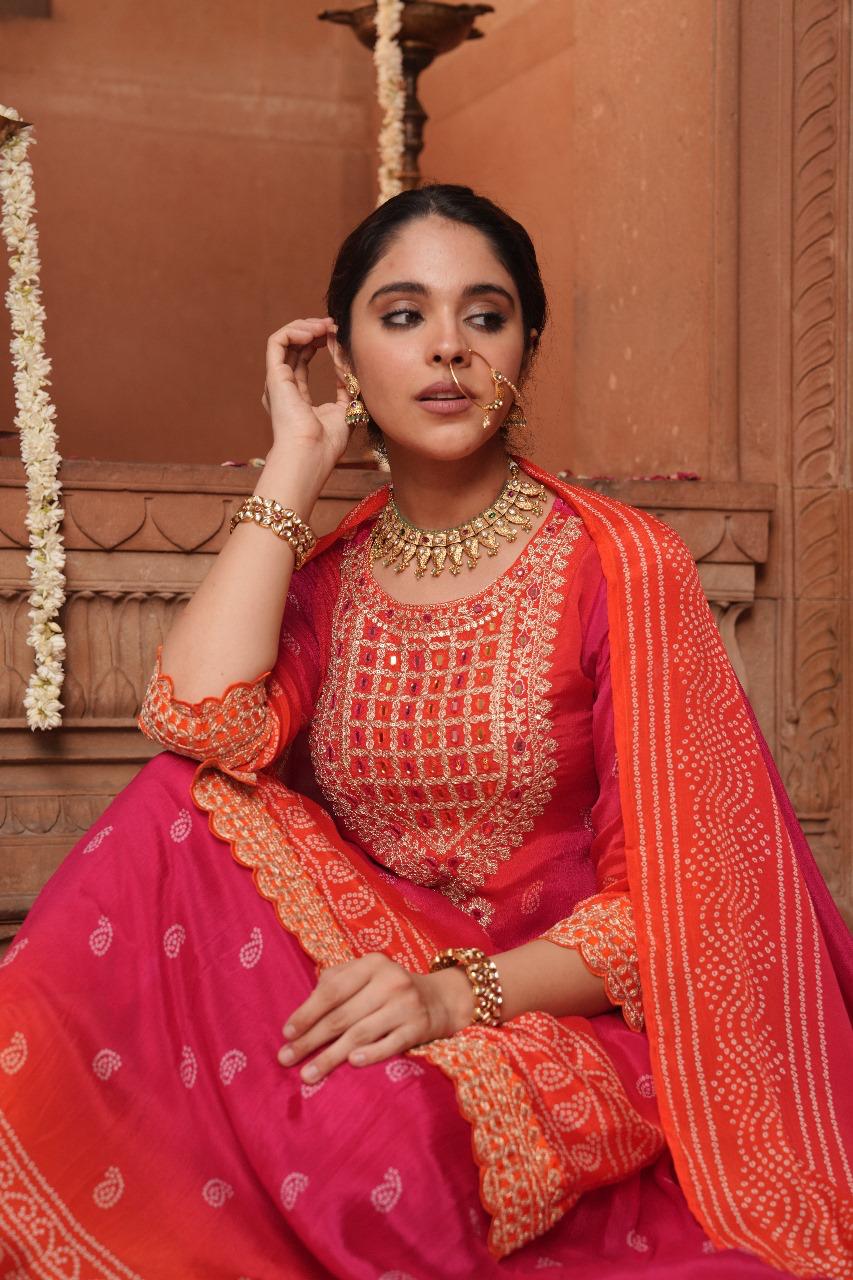 Pure chinon bandhani skirt, kurta dupatta in ombré